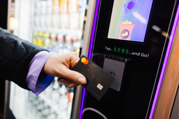 Card payments with in action at the vending machine. Nebular Pay card reader for vending machines. 