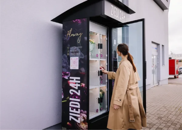 Flower vending machine